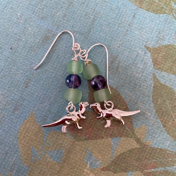 T-Rex beach glass bead dinosaur earrings. Handmade - Picture 6 of 8